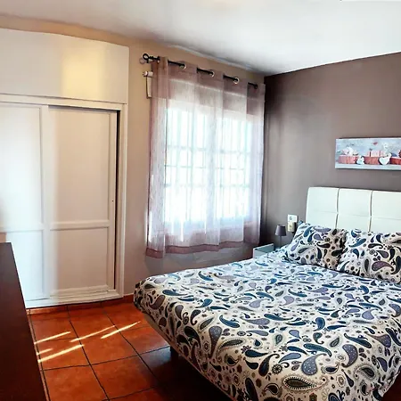 Apartamentos Llamar *