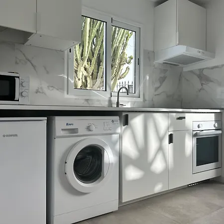 Apartamentos Llamar *